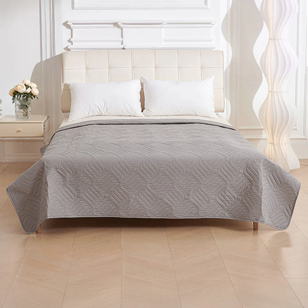 Waterproof Pet Blanket – Washable Sofa & Bed Protector for Dogs & Cats